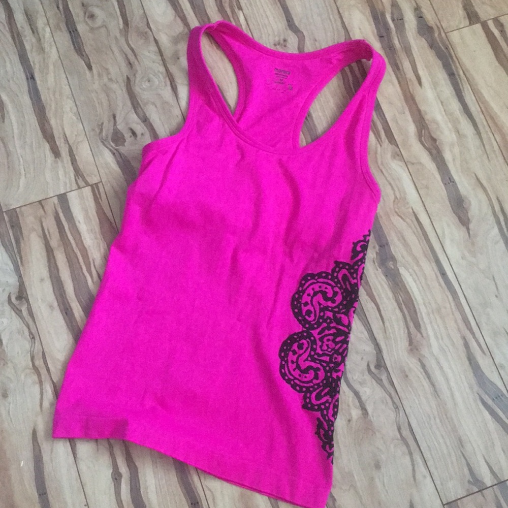🌵4/$20 MORERA Vibrant Fuchsia Athleisure Top M